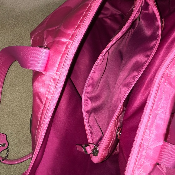 Coach weekender bag in pink - Picture 3 of 6